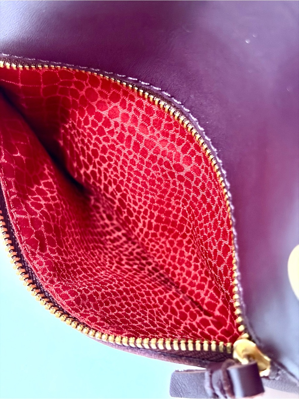 Hammitt Small Stadium Burgundy Leather Crossbody/Brushed Gold Rivets - Picture 12 of 14